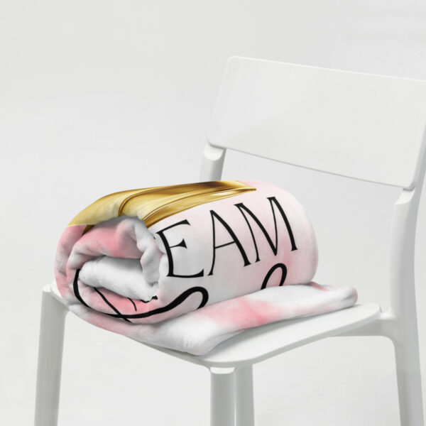 Team Jesus – Krone des Lebens | Kuscheldecke in Rosa – Bild 6