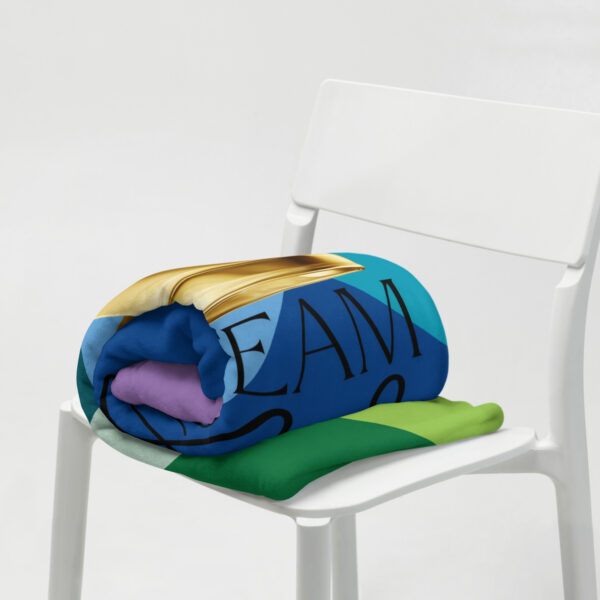 Team Jesus – Krone in Farben Kuscheldecke – Bild 12