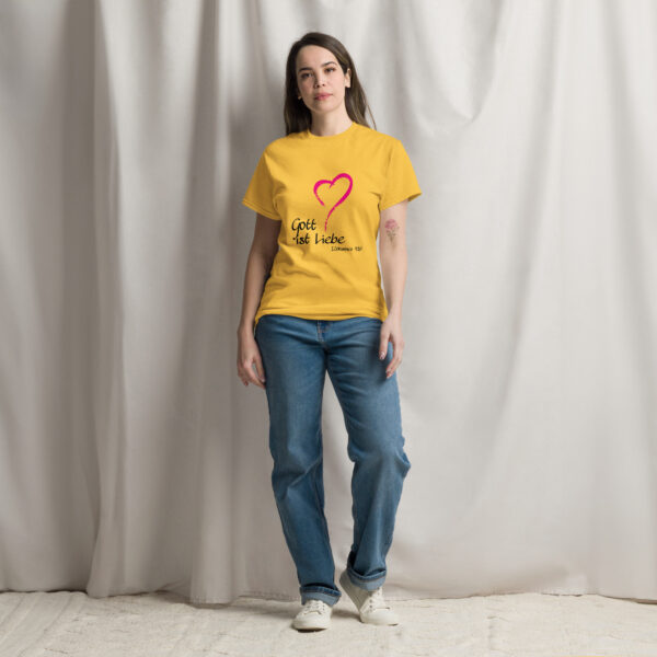 Gott ist Liebe Motiv 1 - T-Shirt für alle – Bild 7