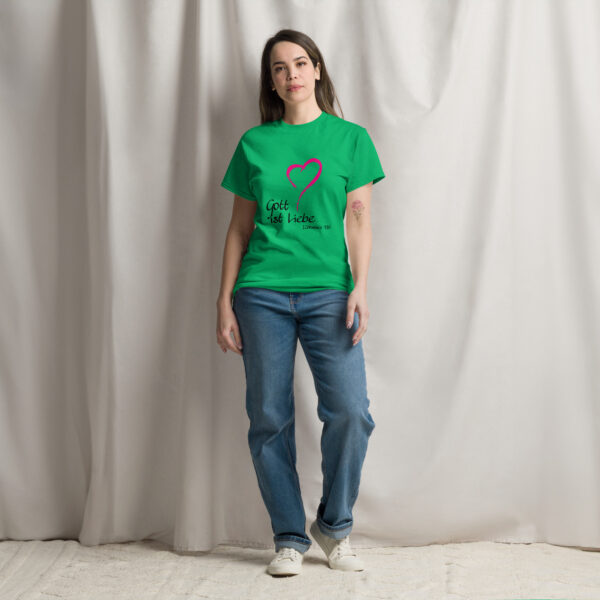 Gott ist Liebe Motiv 1 - T-Shirt für alle – Bild 3
