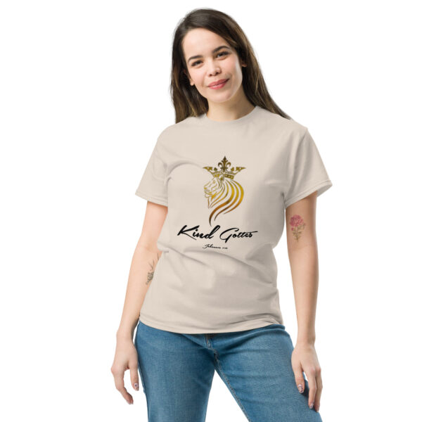 Kind Gottes mit Krone – T-Shirt für alle