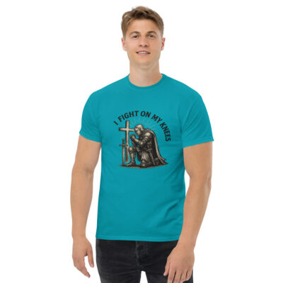 I Fight On My Knees | T-Shirt für alle
