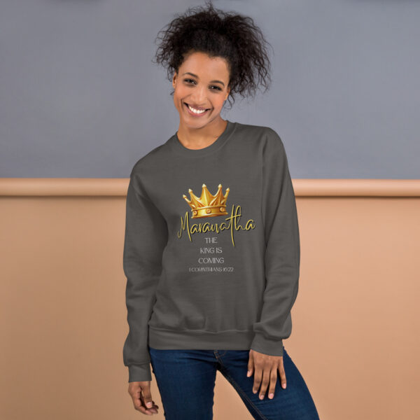 Maranatha The King is Coming – 1 Corinthians 16:22 | Pullover für alle – Bild 9