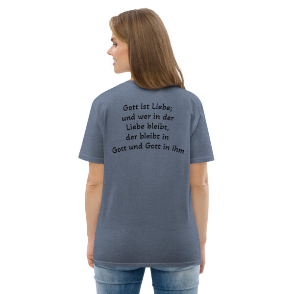 Gott ist Liebe Motiv 1 – Unisex-Bio-Baumwoll-T-Shirt – Bild 12