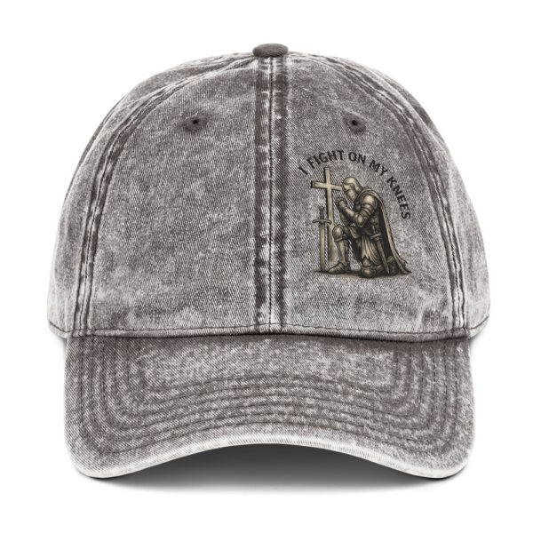 I Fight On My Knees | Vintage Baumwoll Cap – Bild 6
